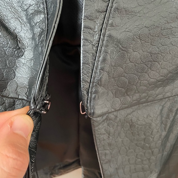 New Bebe Women's peplum black genuine leather blazer jacket XS - Picture 5 of 9